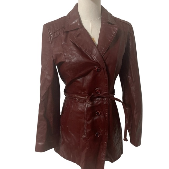 Etienne Aigner Button Down Red Belted Leather Jacket Women's Size 8 - Picture 1 of 16